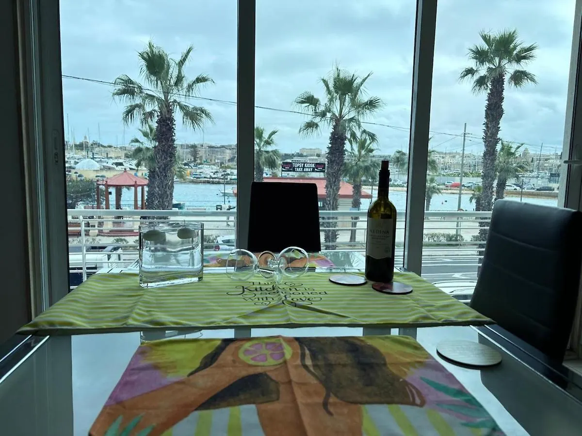 City Centre With Sea-View Gzira Malta